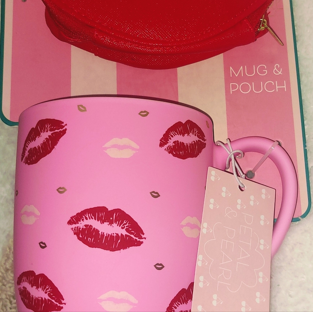 NWT Petal And Pearl Pink Red Lips Coffee Mug Coin Purse Gift Set Valentines Day